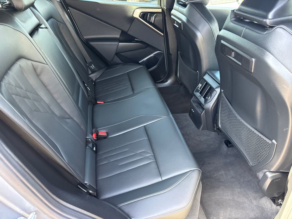 Used 2025 BMW X3 xDrive30i w/ Premium Package image 17