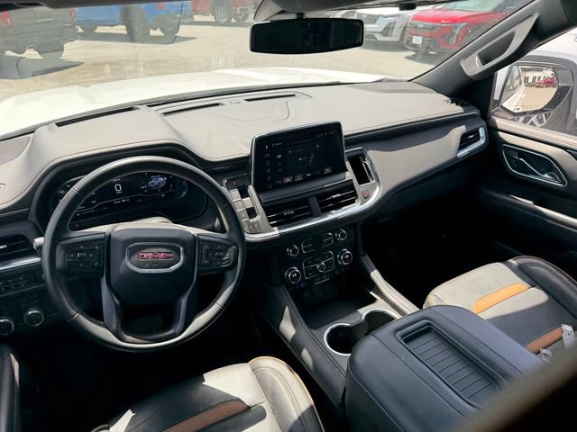 Used 2024 GMC Yukon XL AT4 w/ Technology Package AWD/4WD image 11