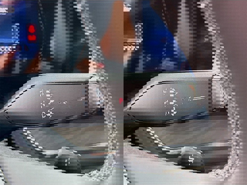 New 2025 Chevrolet Suburban Premier image 12