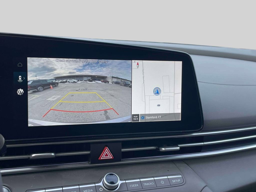 Certified 2024 Hyundai Elantra SEL image 27
