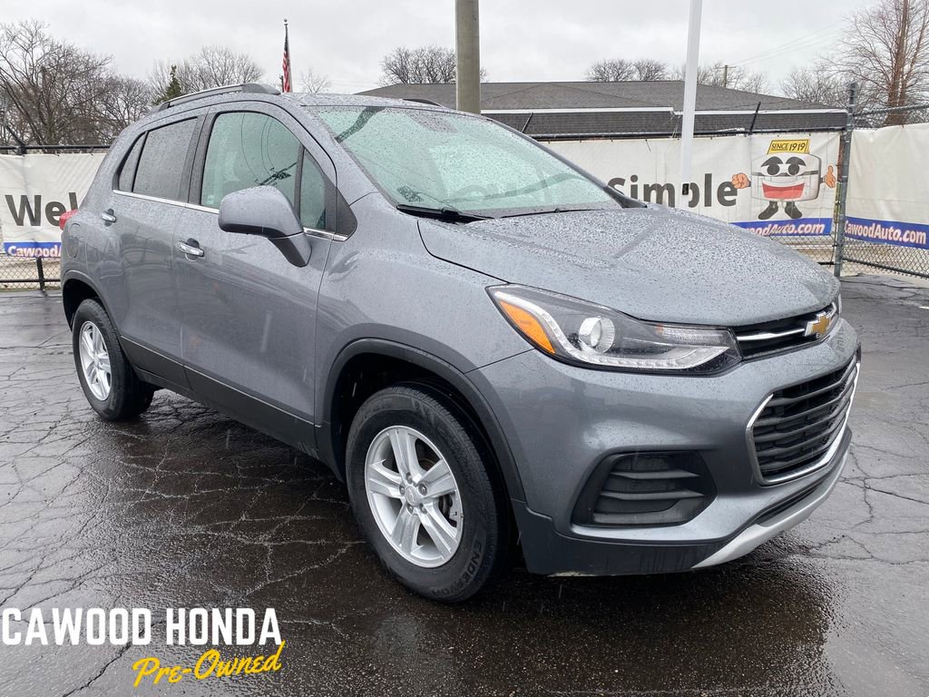 Used 2020 Chevrolet Trax LT w/ Driver Confidence Package image 1