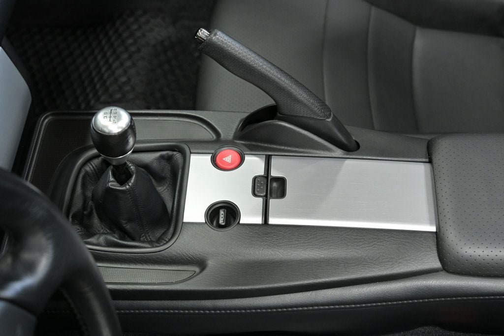 Used 2005 Honda S2000 image 33