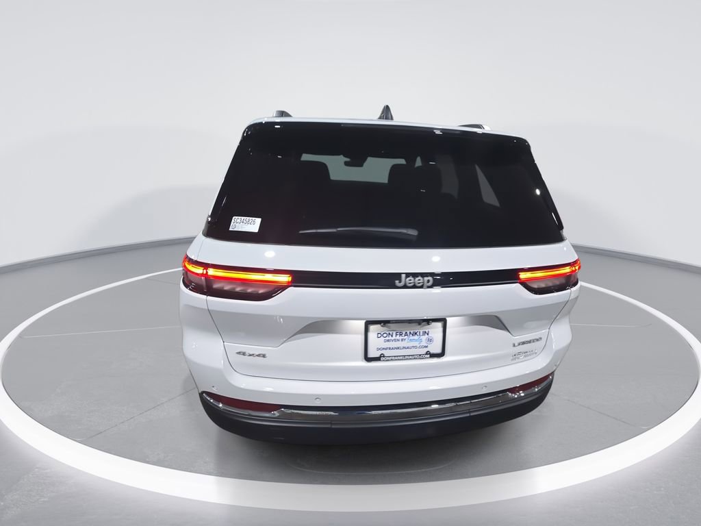 New 2025 Jeep Grand Cherokee Laredo X w/ Trailer Tow Package image 7