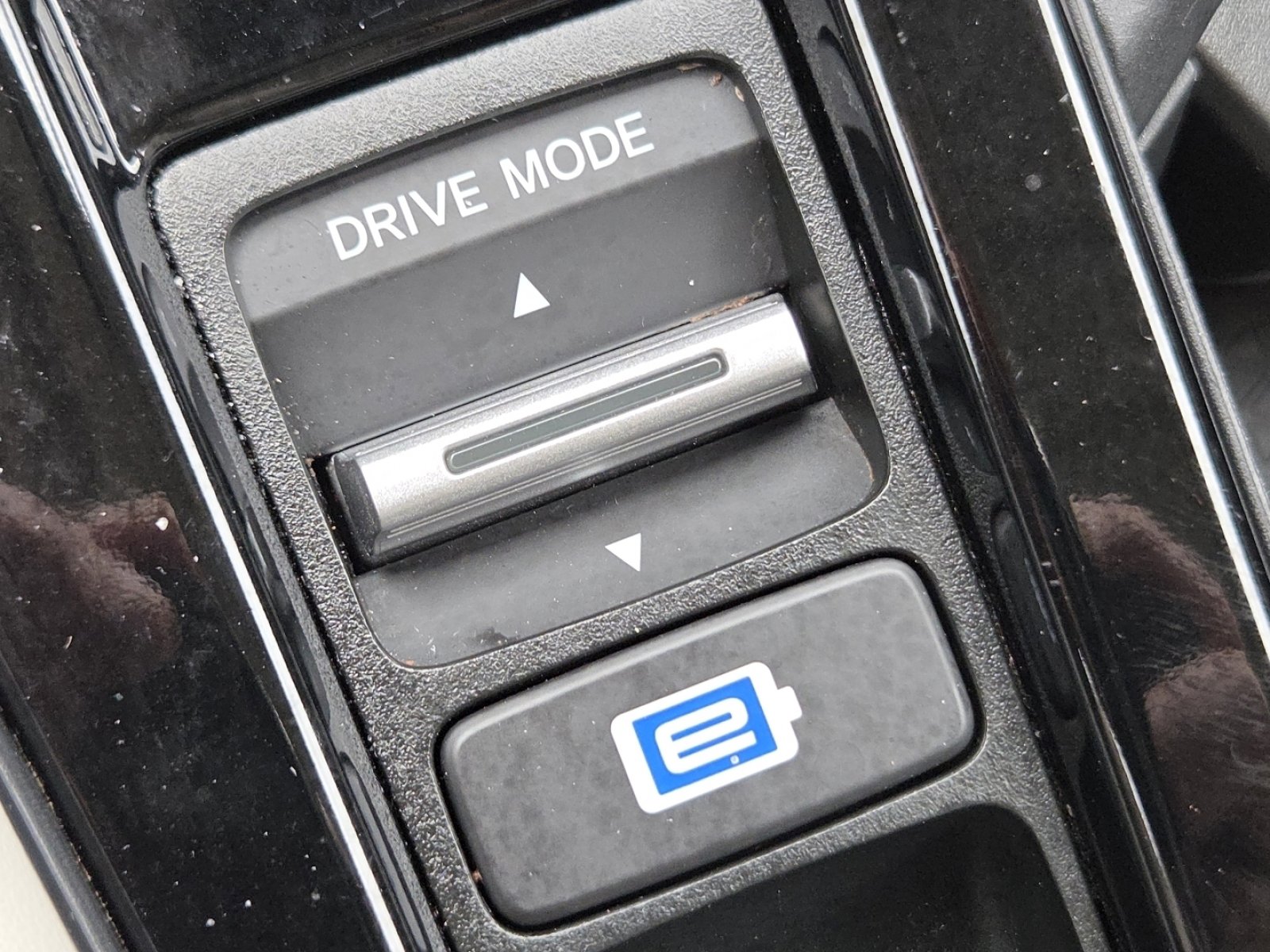 Certified 2025 Honda Accord Touring image 10