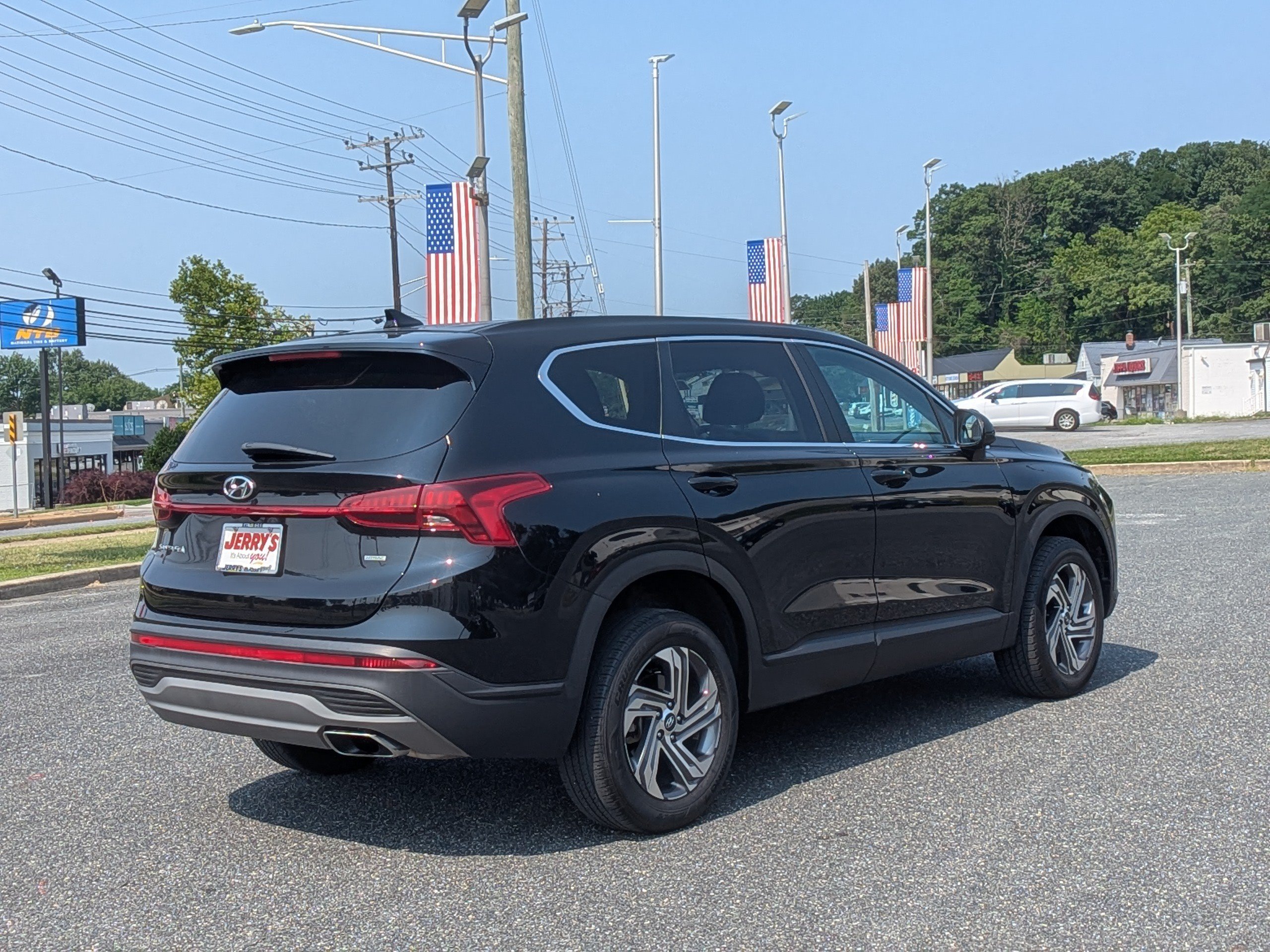 Used 2023 Hyundai Santa Fe SE AWD/4WD image 9