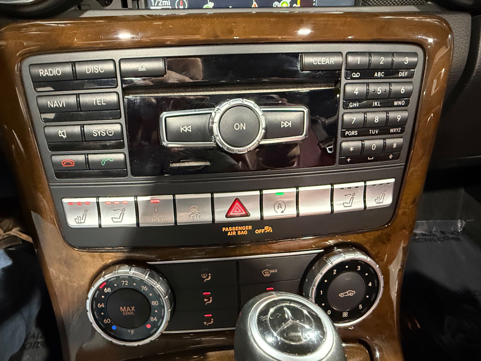 Used 2015 Mercedes-Benz SLK 350 image 36