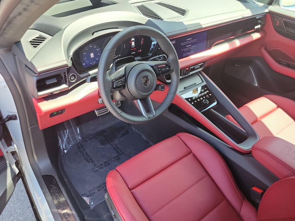 New 2026 Porsche Macan Turbo Electric AWD/4WD image 5
