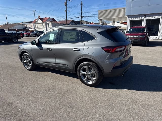 New 2026 Ford Escape ST-Line w/ Cold Weather Package AWD/4WD image 8