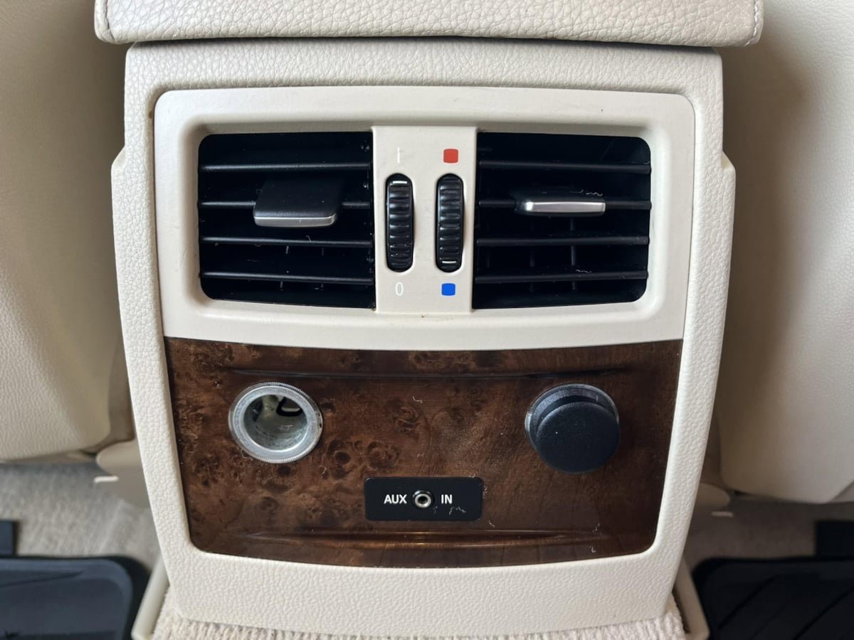 Used 2008 BMW 528xi Sedan image 21