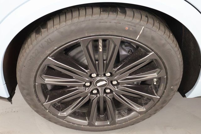 New 2026 Cadillac Lyriq V image 7