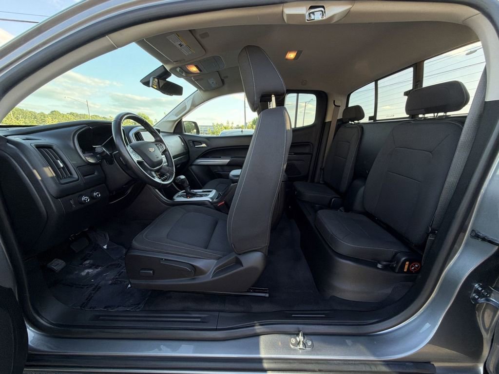 Used 2020 Chevrolet Colorado LT w/ LT Convenience Package AWD/4WD image 24