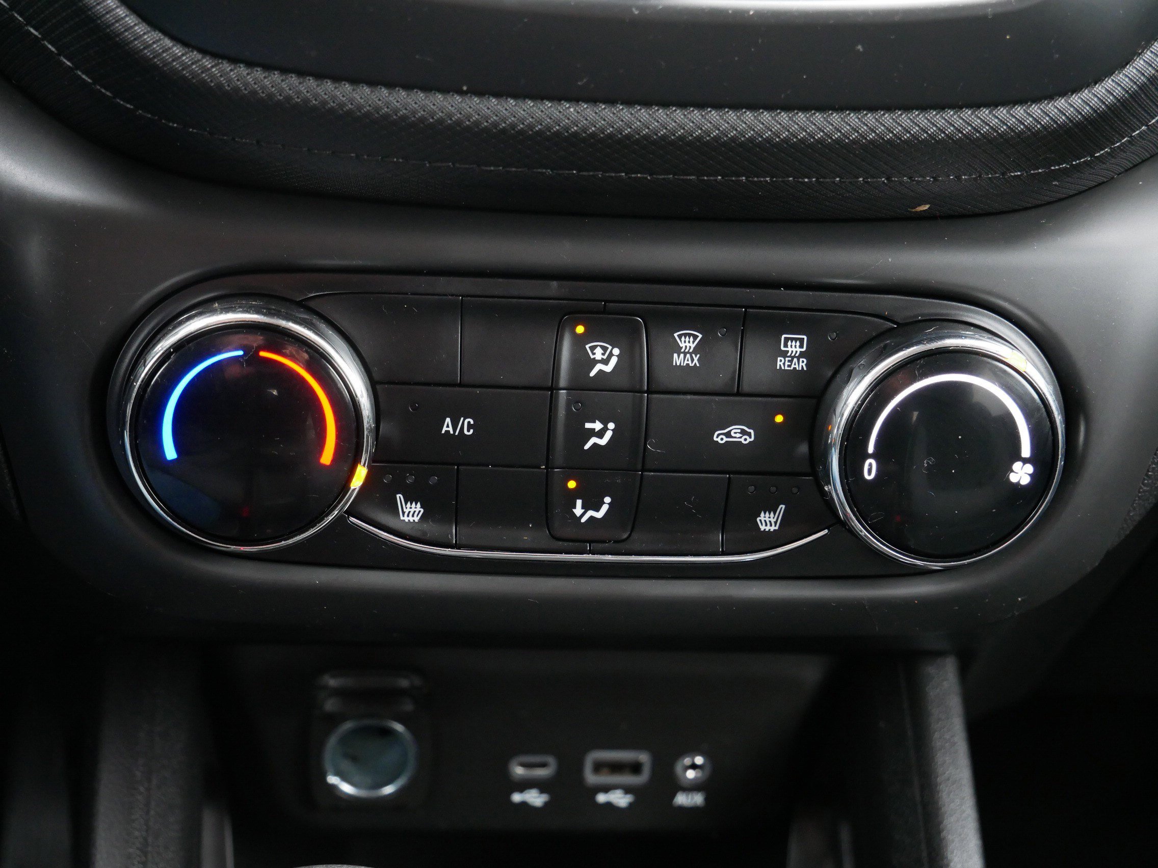 Used 2023 Chevrolet TrailBlazer LT image 23