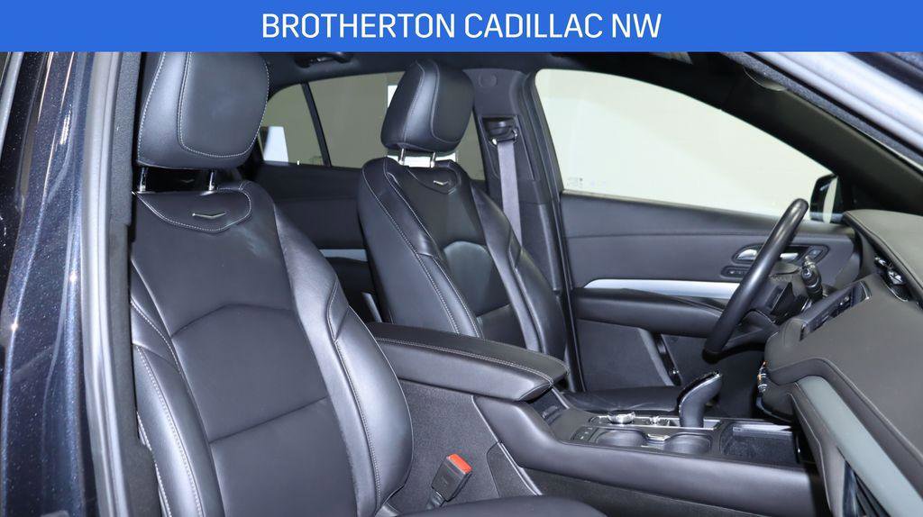 Certified 2023 Cadillac XT4 Premium Luxury image 28