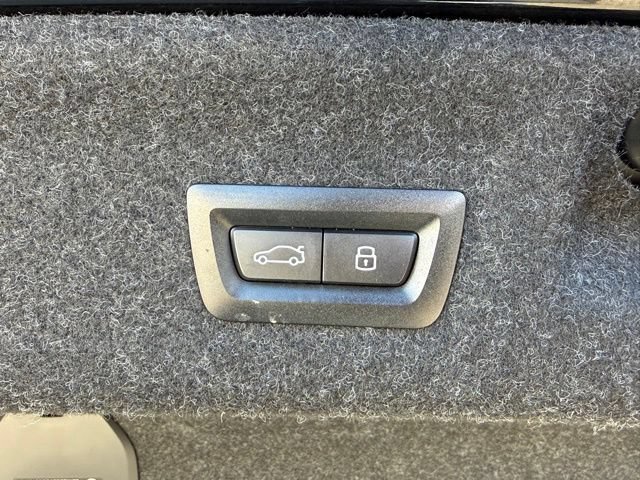 Used 2026 BMW 430i Coupe w/ Parking Assistance Package RWD image 17