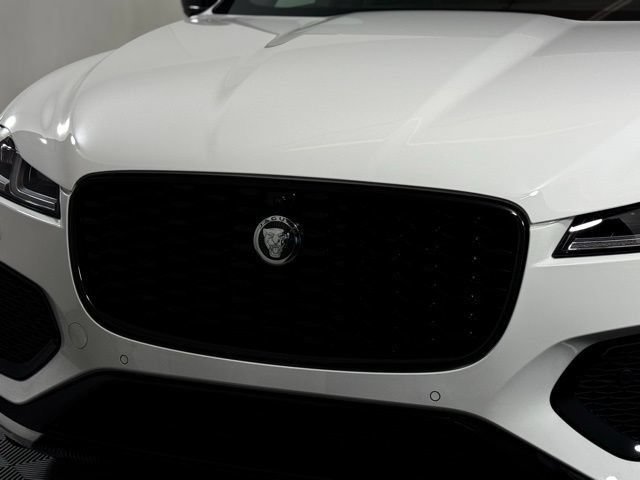 New 2026 Jaguar F-PACE R-Dynamic S AWD/4WD image 12