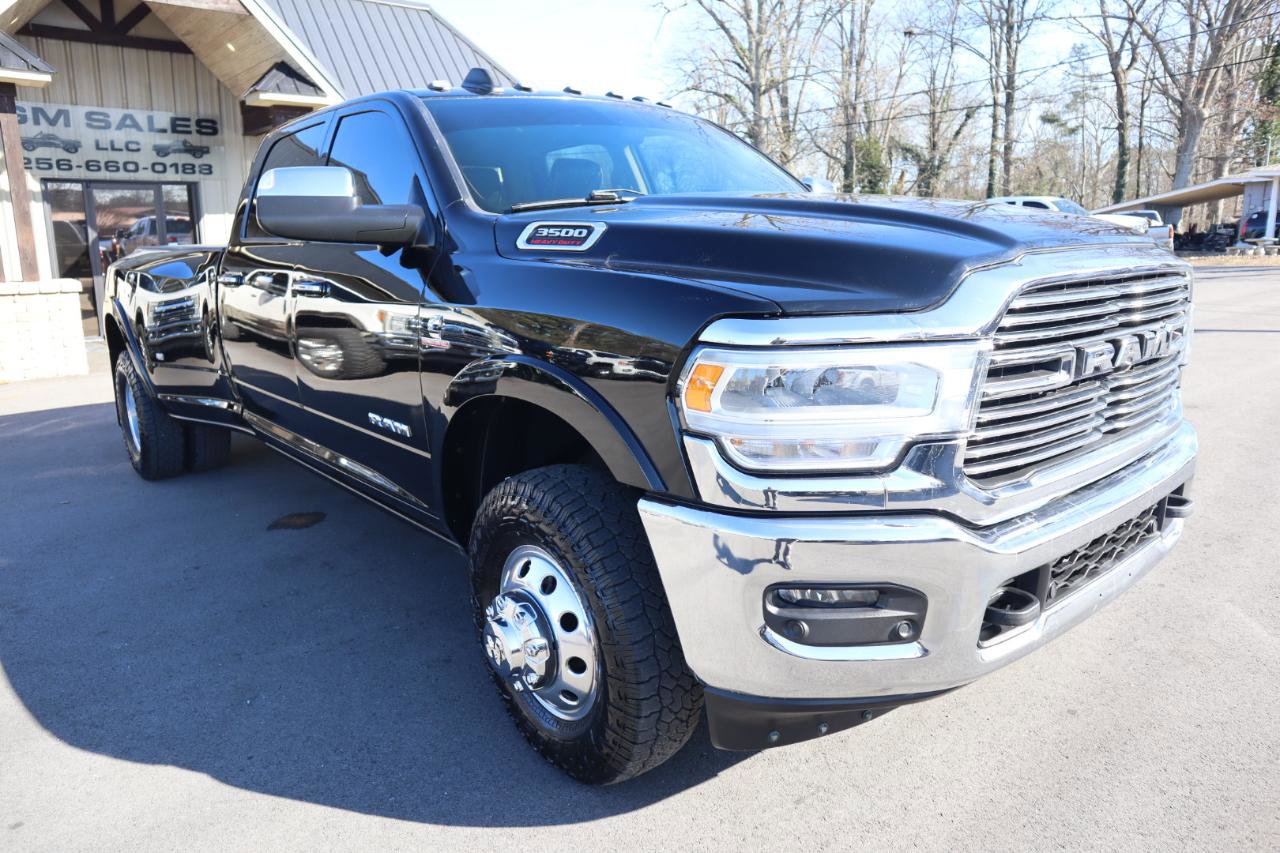 Used 2019 RAM 3500 Laramie image 3