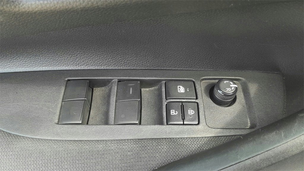Used 2023 Toyota Corolla LE image 16