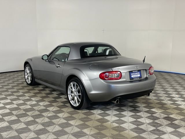 Used 2010 MAZDA MX-5 Miata Touring RWD image 18