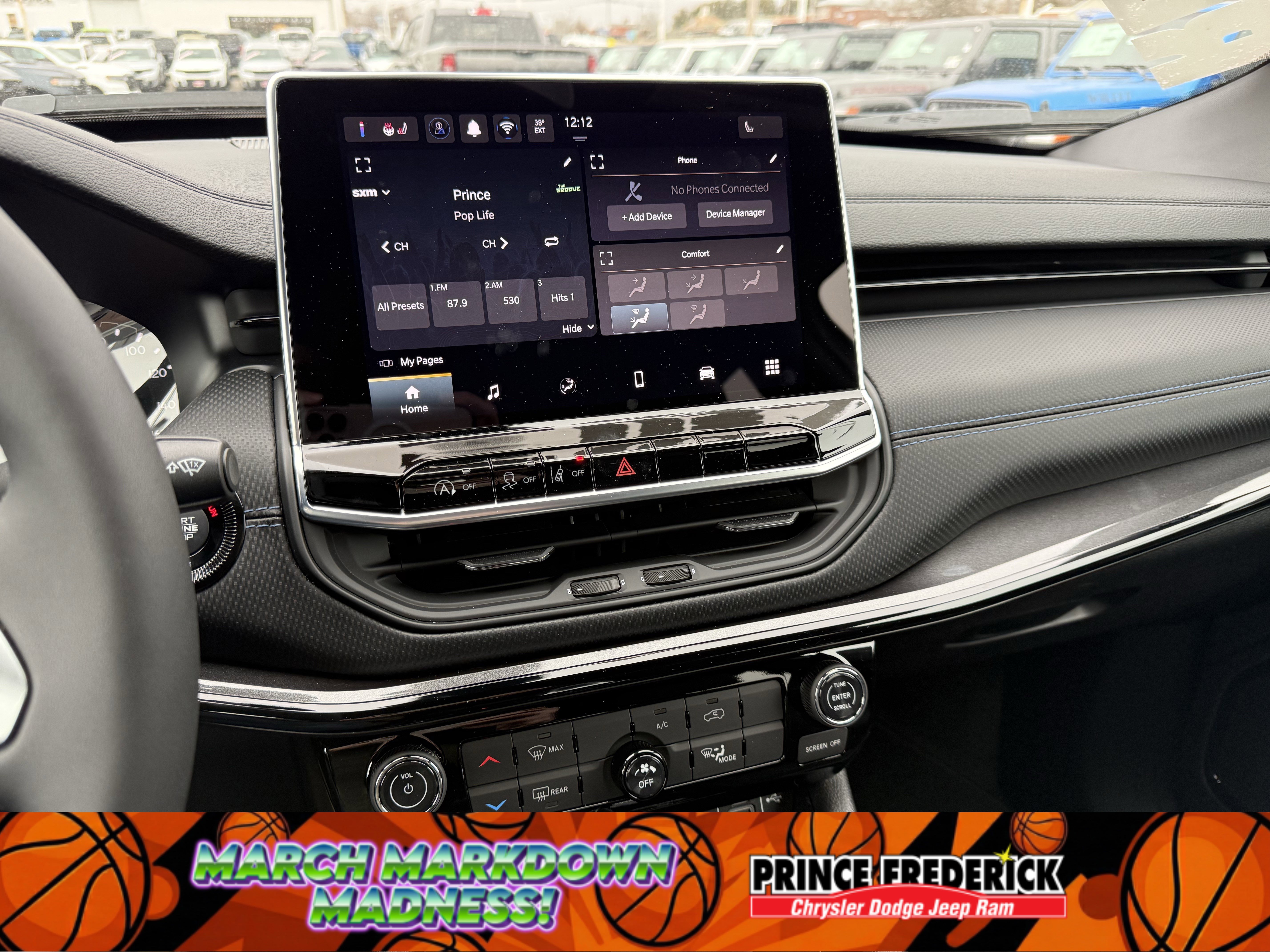 New 2026 Jeep Compass Latitude image 20