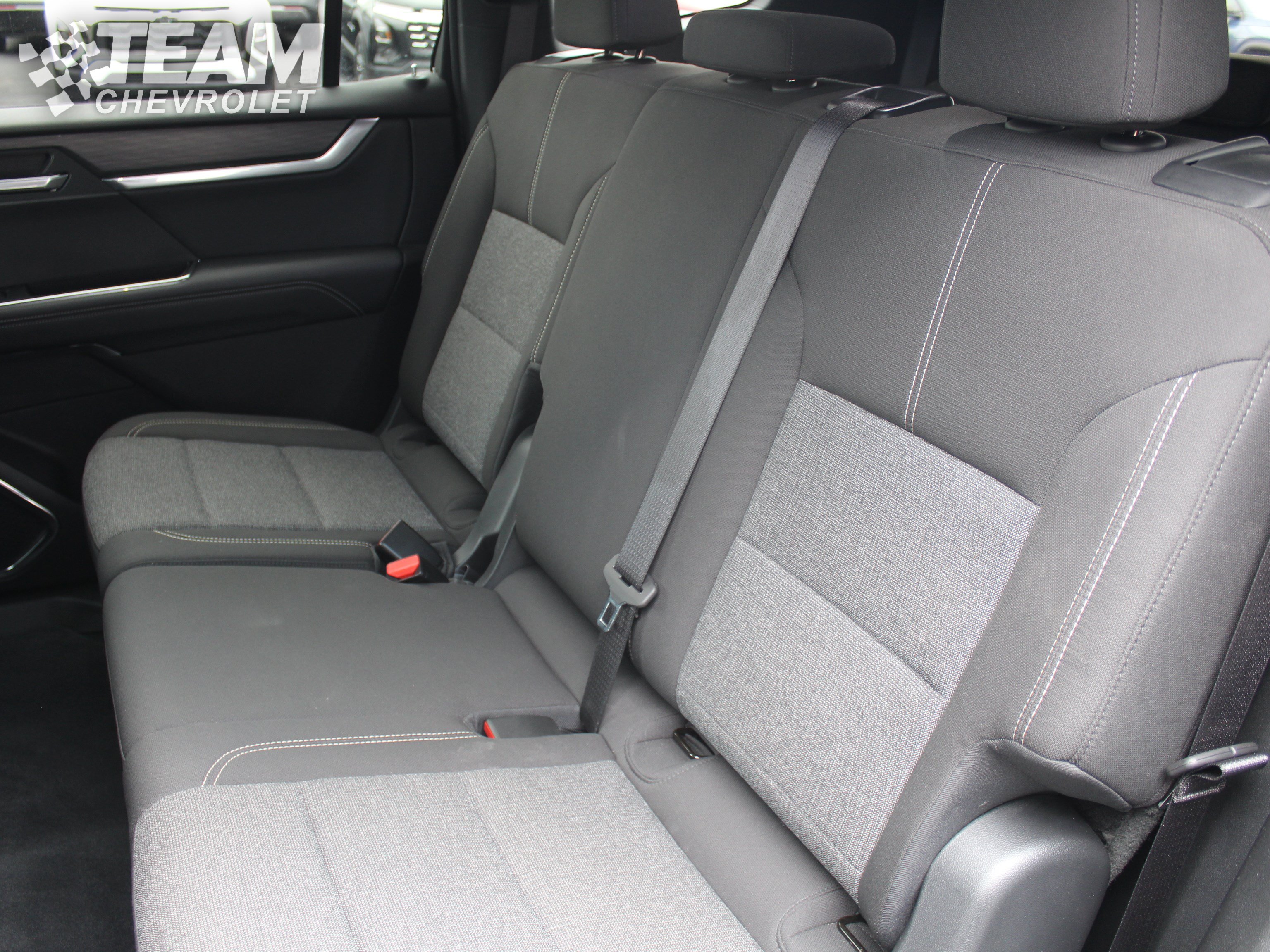 Certified 2025 GMC Acadia Elevation AWD/4WD image 20