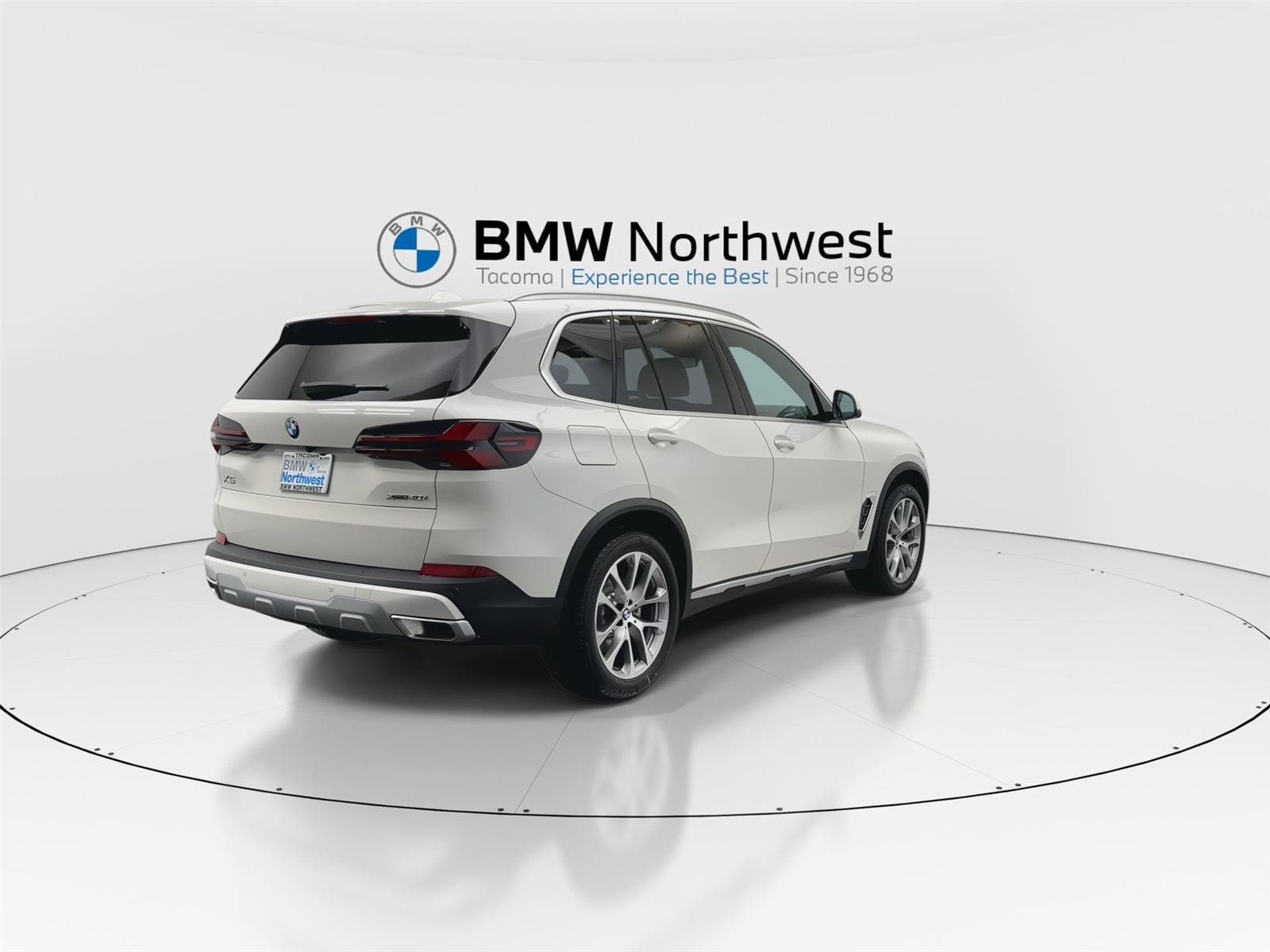New 2026 BMW X5 xDrive40i image 3