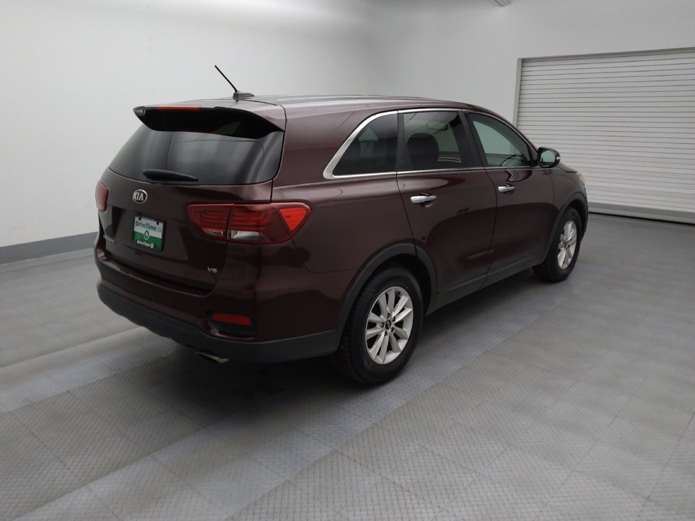 Used 2020 Kia Sorento LX image 9