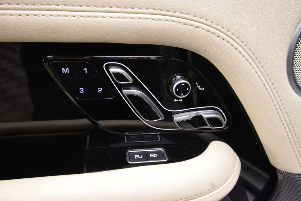 Used 2021 Land Rover Range Rover P525 Westminster Edition LWB image 27