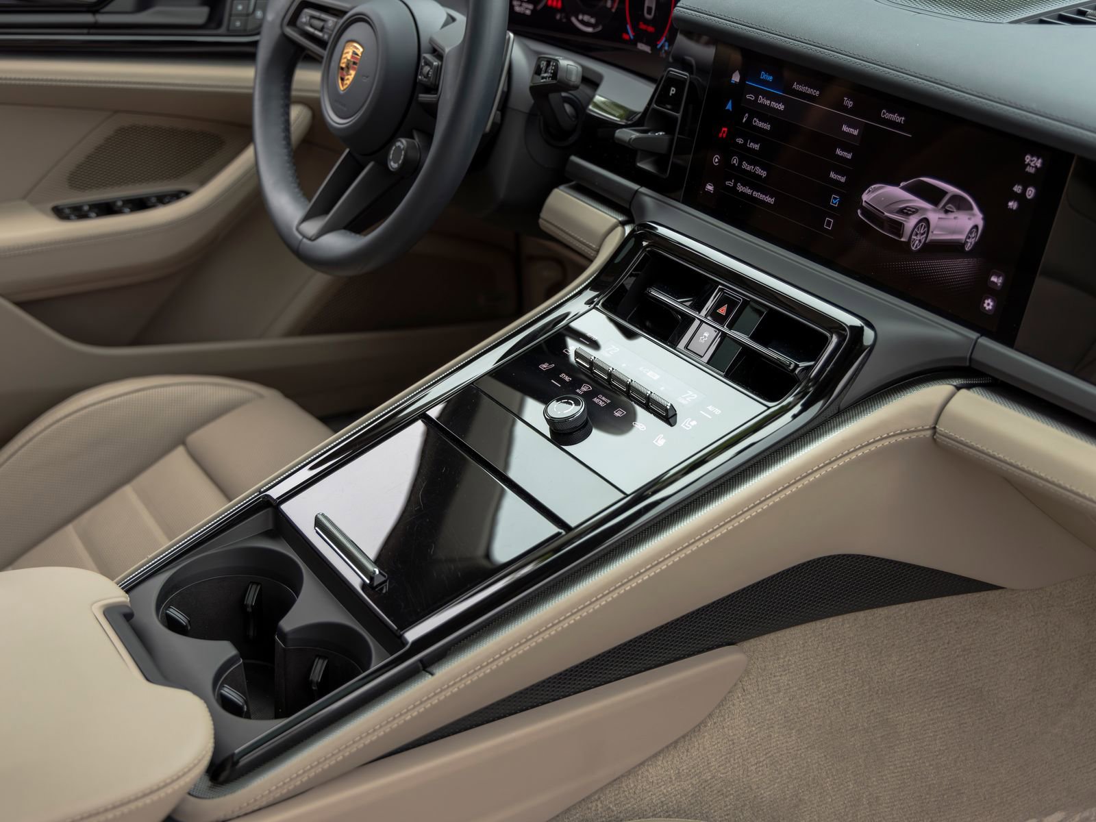 Certified 2025 Porsche Panamera image 58