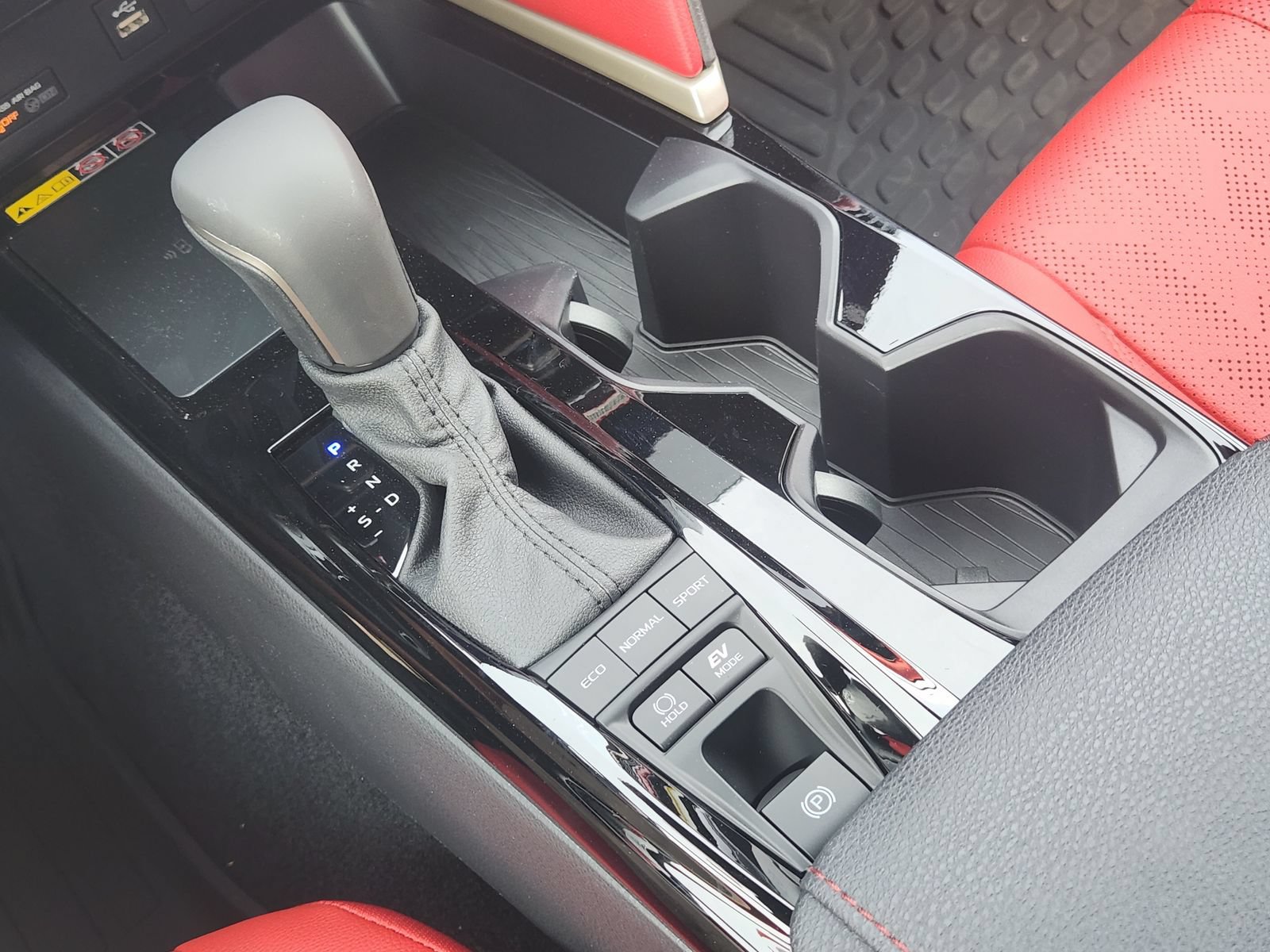 New 2026 Toyota Camry XSE FWD image 18