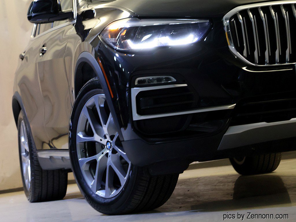 Used 2019 BMW X5 xDrive40i w/ Convenience Package AWD/4WD image 4