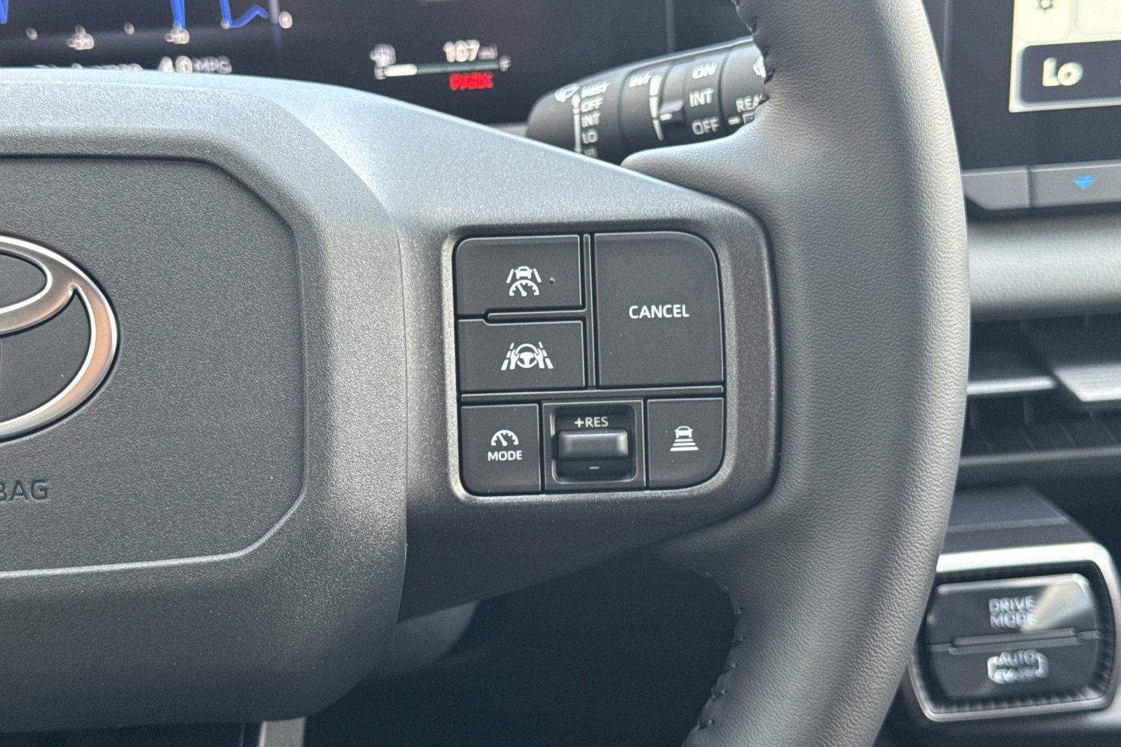 New 2026 Toyota RAV4 SE AWD/4WD image 28