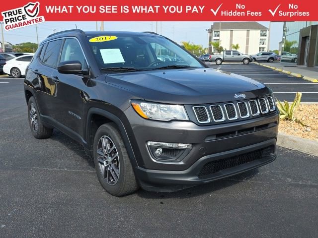 Used 2017 Jeep Compass Latitude w/ Popular Equipment Group FWD image 1