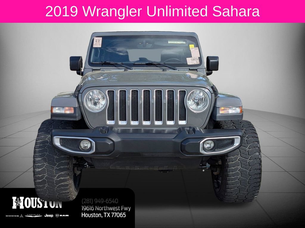 Used 2019 Jeep Wrangler Unlimited Sahara image 2