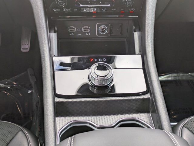 New 2025 Jeep Grand Cherokee Altitude image 17