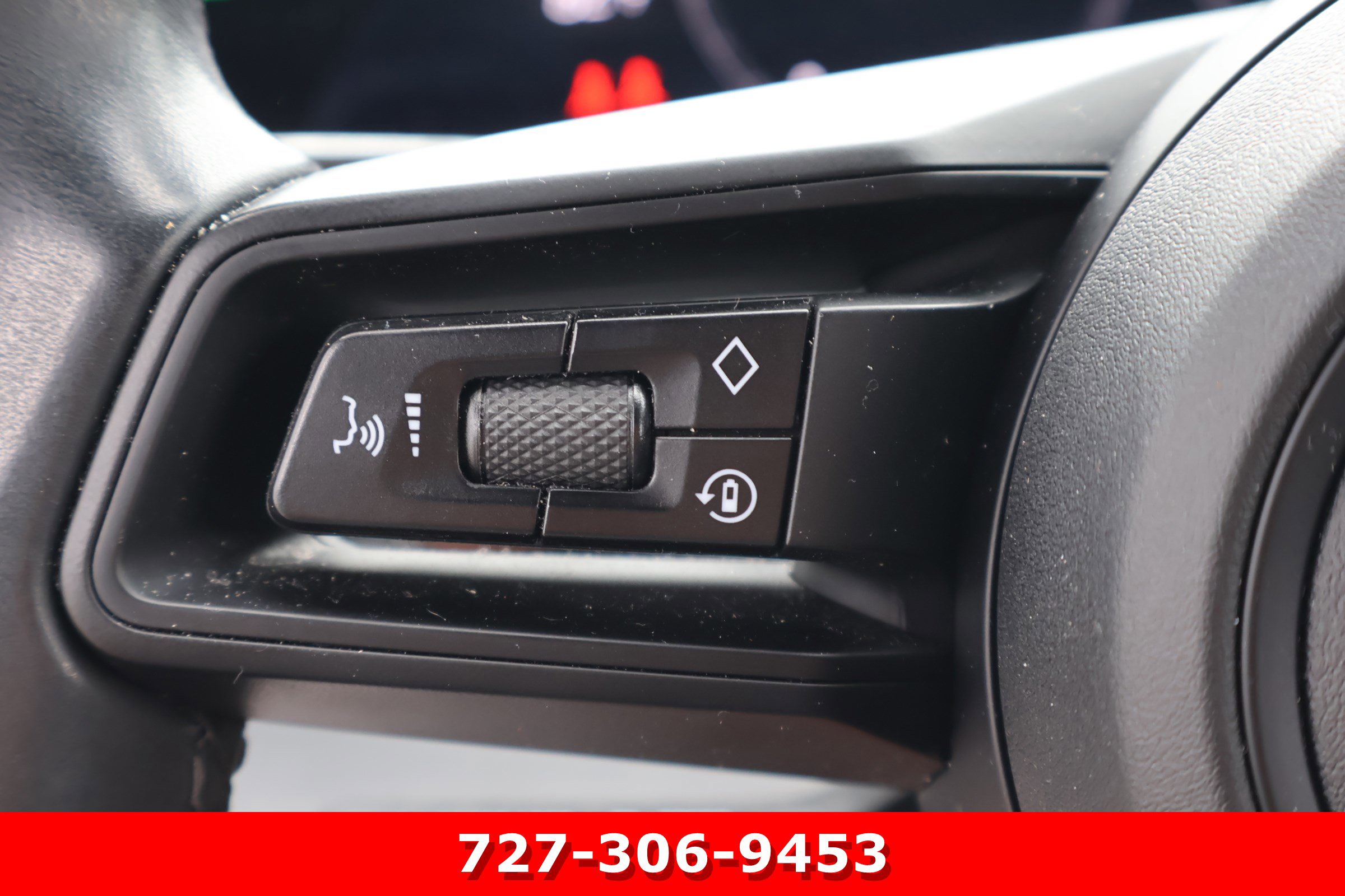 Used 2021 Porsche Taycan 4S image 23