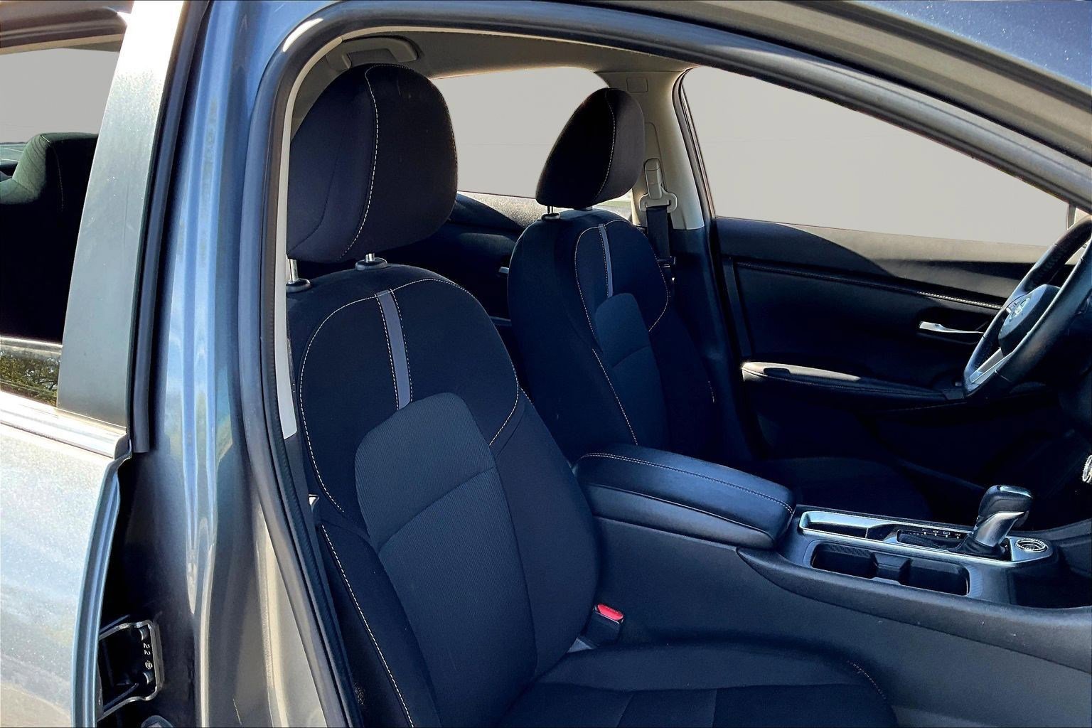 Certified 2022 Nissan Sentra SV w/ Electronics Package FWD image 28