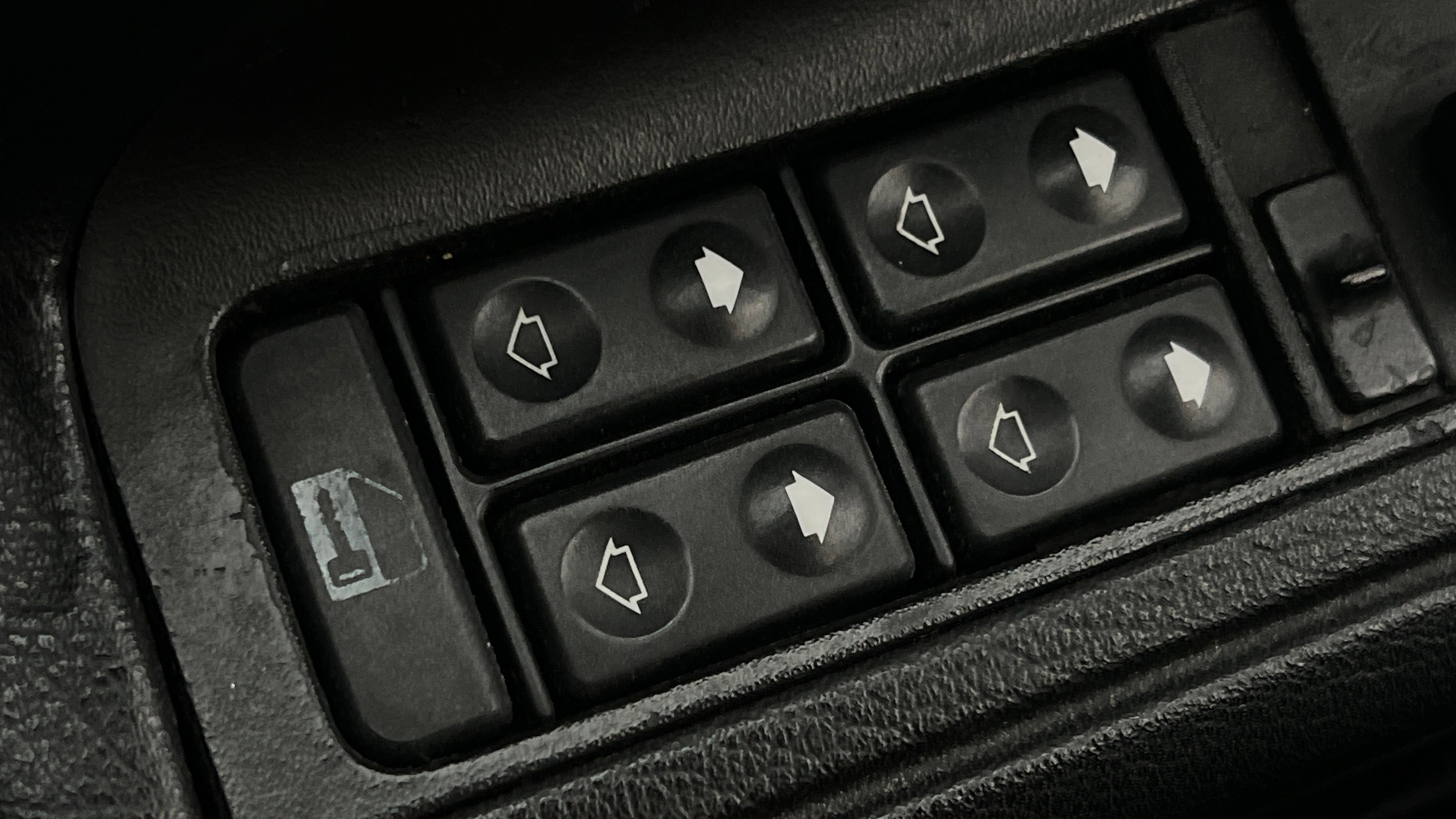 Used 1992 BMW 850i image 86