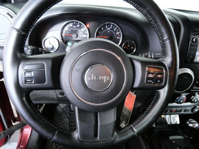 Used 2011 Jeep Wrangler Unlimited Sahara AWD/4WD image 22