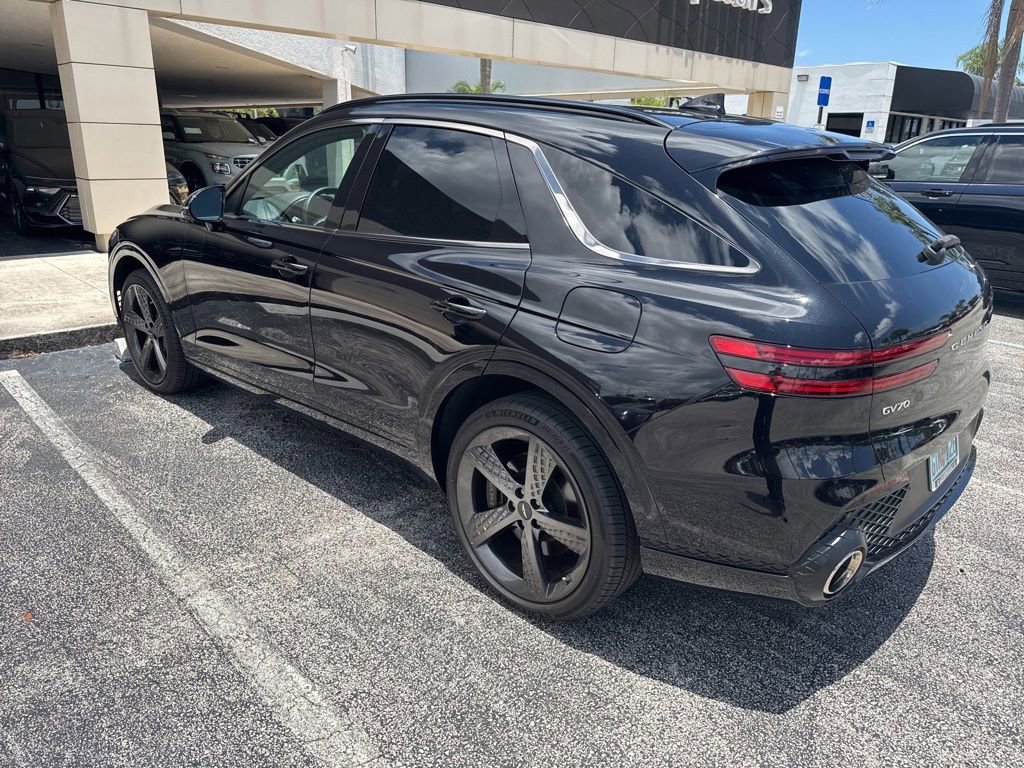 Used 2025 Genesis GV70 2.5T w/ Sport Prestige Package AWD/4WD image 14