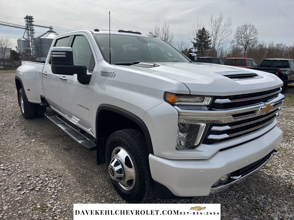 Used 2022 Chevrolet Silverado 3500 High Country w/ Safety Package II image 7