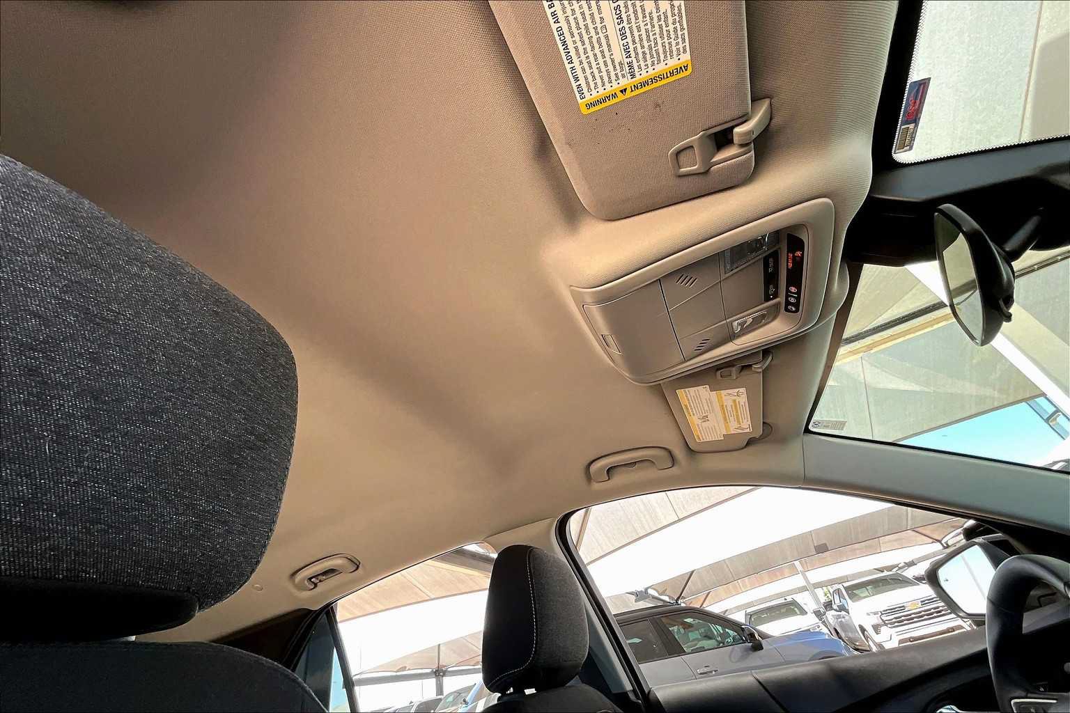Used 2023 Chevrolet Equinox LT FWD image 14