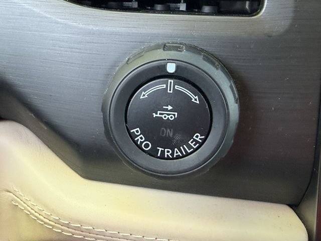 Used 2024 Ford Expedition Platinum RWD image 20