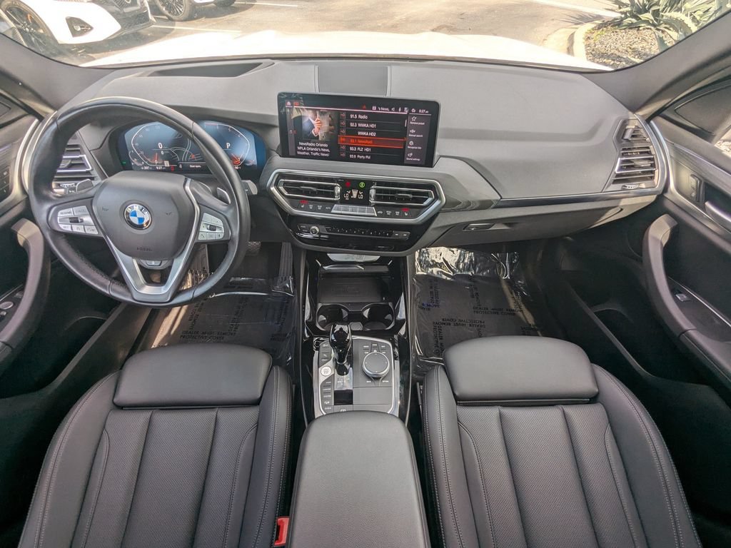Used 2024 BMW X3 xDrive30i w/ Premium Package w/ZPA AWD/4WD image 2