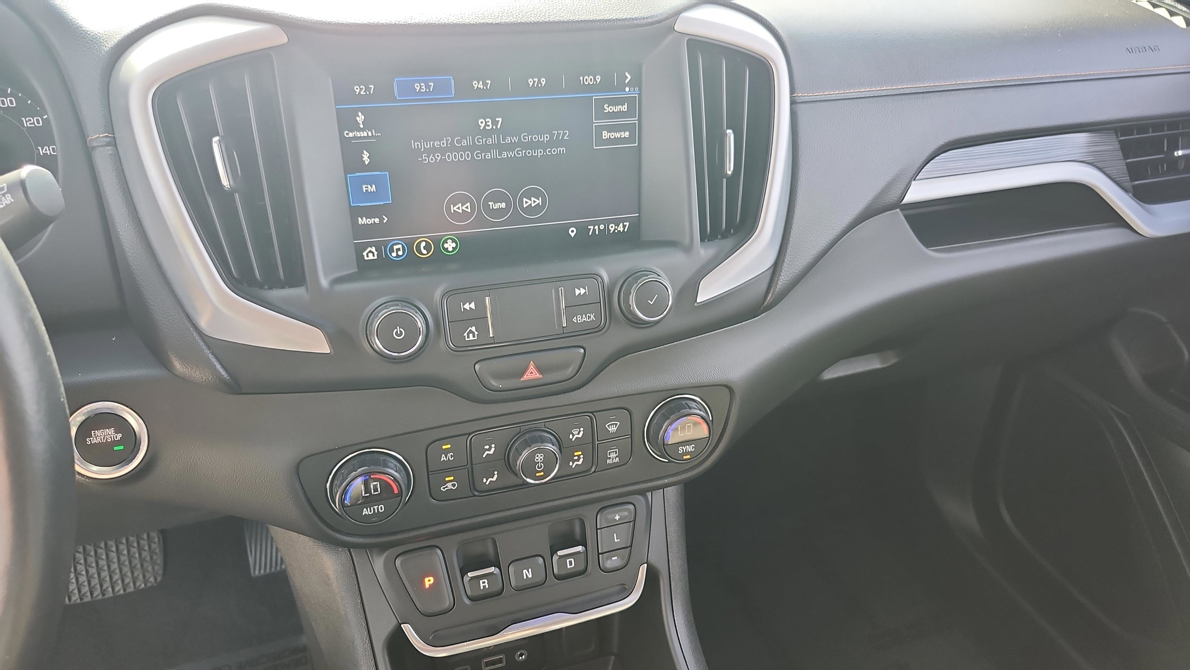 Used 2021 GMC Terrain SLT image 32