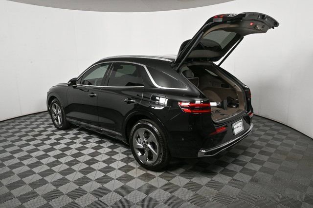 Used 2026 Genesis GV70 2.5T Advanced image 5