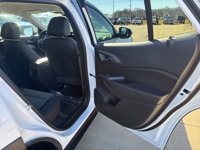 New 2026 Chevrolet Trax LT w/ LT Convenience Package image 39