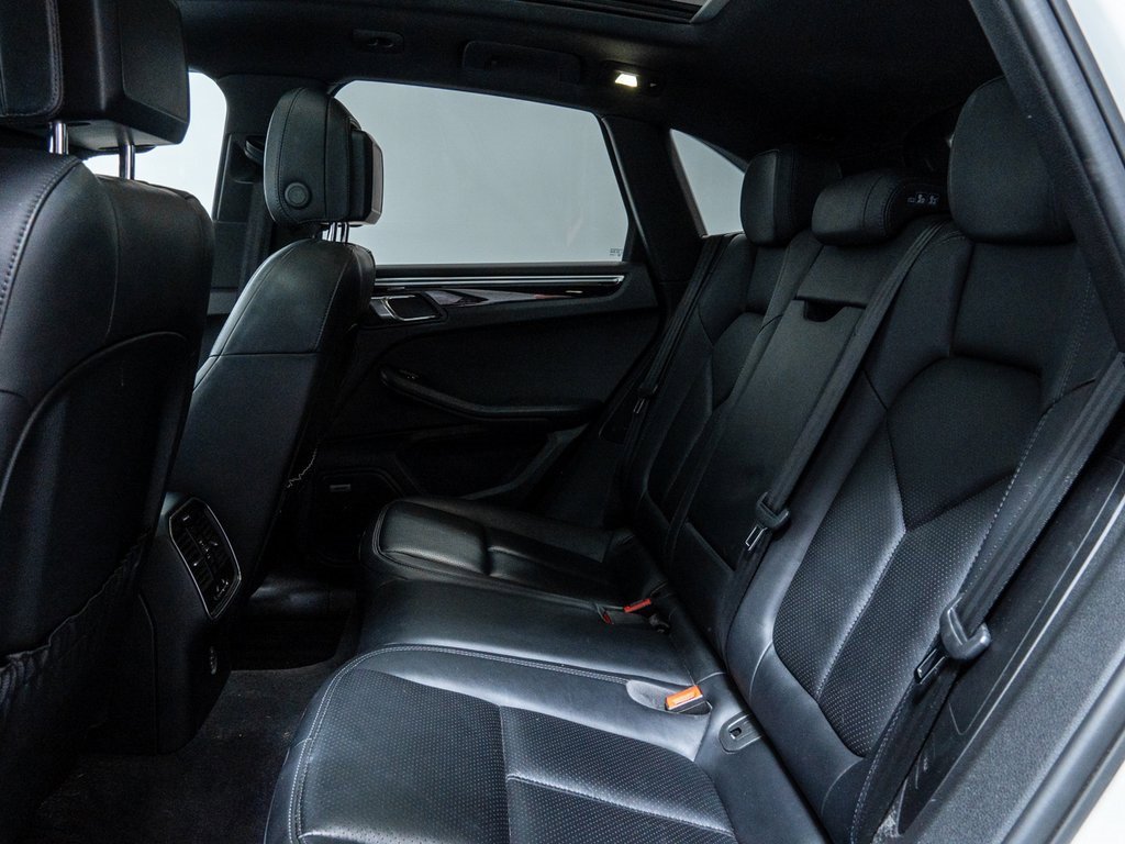 Used 2017 Porsche Macan S image 27