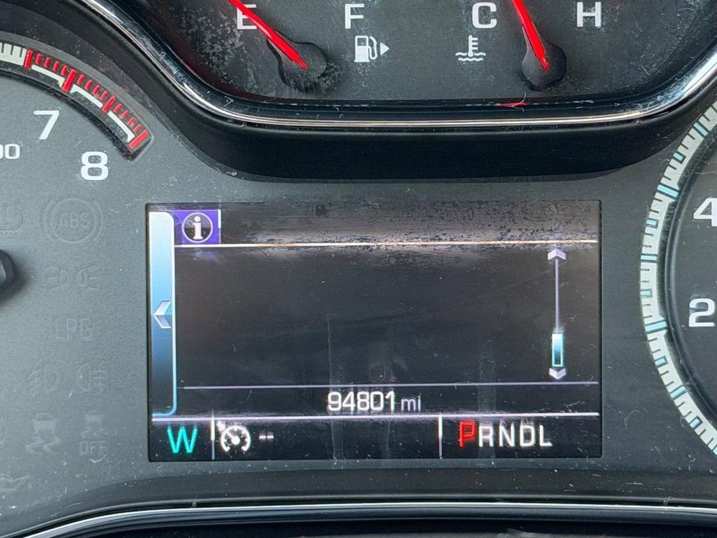 Used 2017 Chevrolet Cruze LT w/ Sun And Sound Package FWD image 18