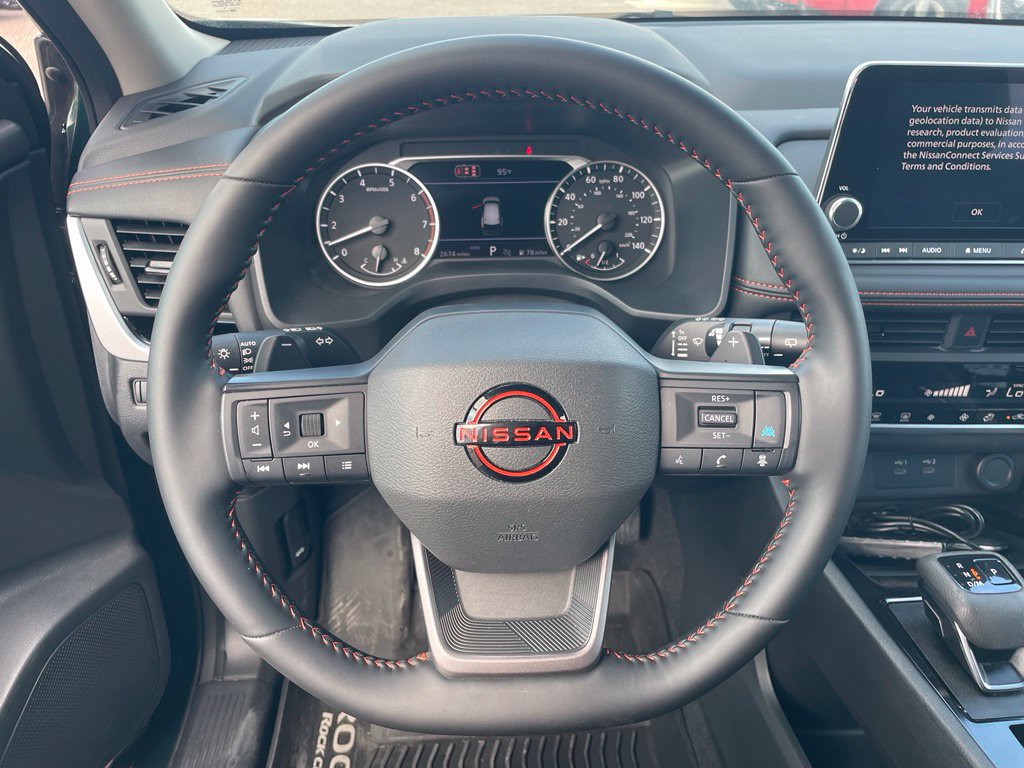 Certified 2026 Nissan Rogue SV AWD/4WD image 8