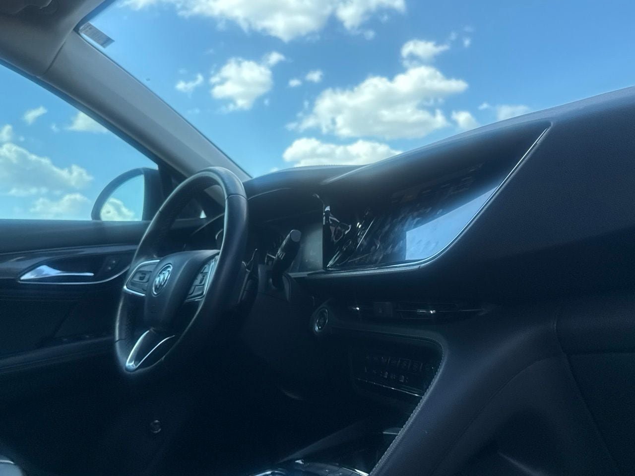 Used 2021 Buick Envision Preferred FWD image 27